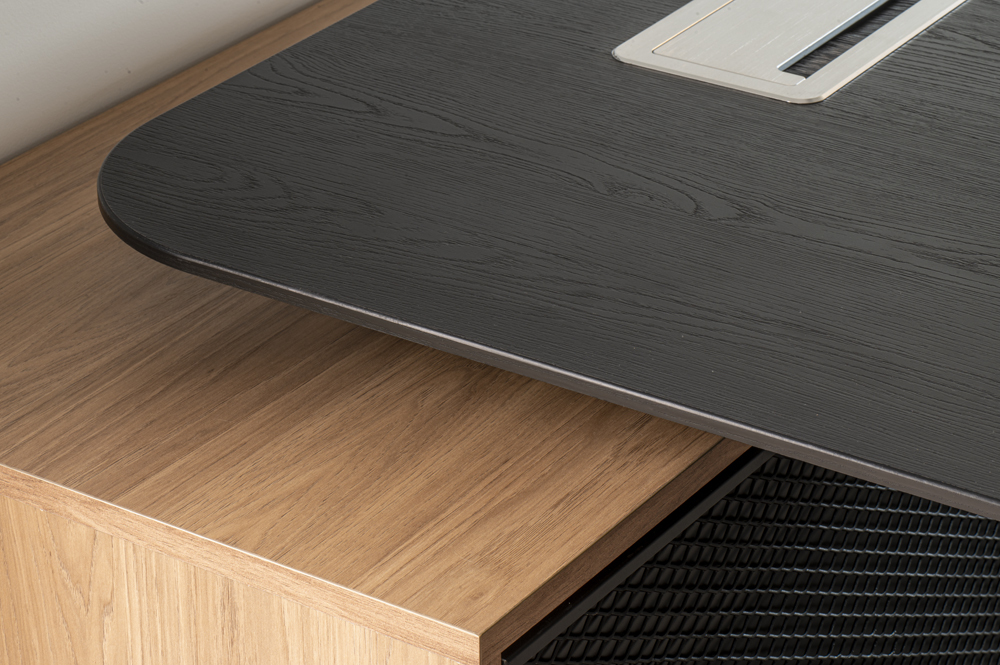 2_1_120373_zfax1wewli jpg